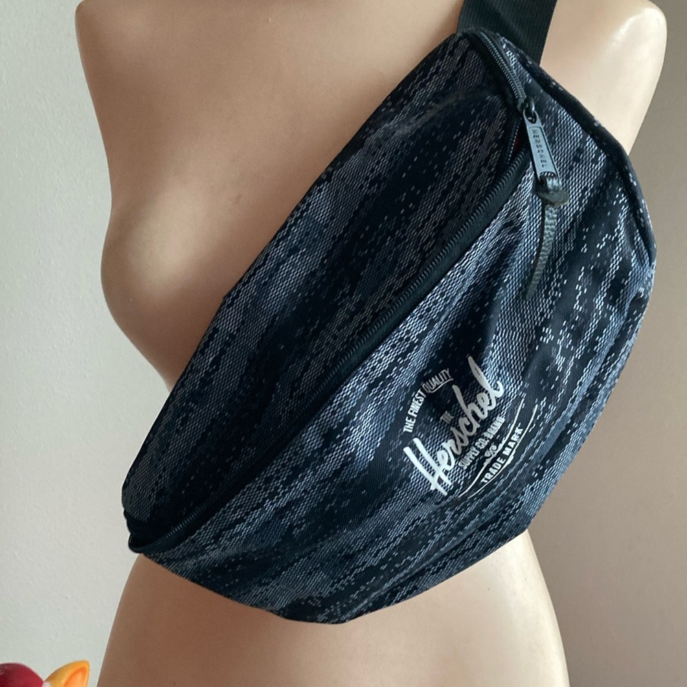 Herschel Fanny pack bum bag sling crossbody